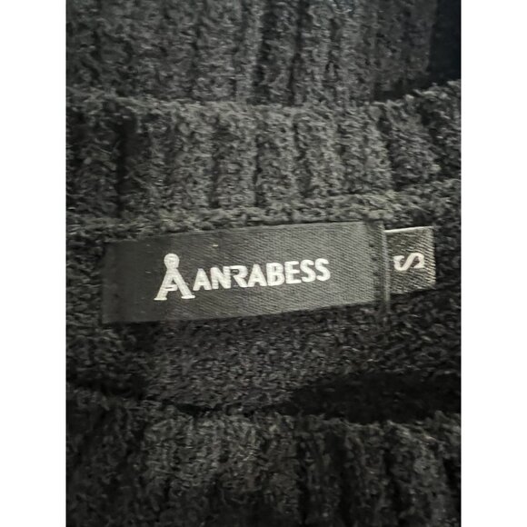 Anrabees Crewneck Knit Sweater in Black - Picture 3 of 3
